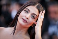 Aishwarya-Rai---Cannes-2017---Okja-Premiere---040.md.jpg