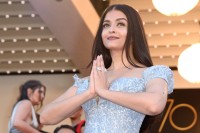 Aishwarya-Rai---Cannes-2017---Okja-Premiere---094.md.jpg