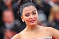 Aishwarya Rai Cannes 2018 Sink Or Swim Premiere 24