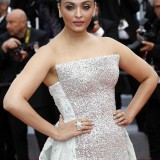 Aishwarya-Rai---Cannes-2018---Sink-Or-Swim-Premiere-29