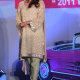 Aishwarya-Rai---Lavasa-Womens-Day-Drive-2011-Awards-05