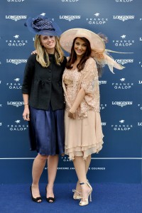 Aishwarya-Rai---Prix-De-Diane-Longines-02.md.jpg