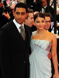 Aishwarya-Rai---Spring-Fever-Premiere-2009-Cannes---07.md.jpg