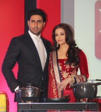 Aishwarya-Rai-Ambassador-for-Prestige---13.md.jpg