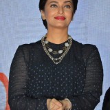 Aishwarya-Rai-at-Vividh-Festival-05