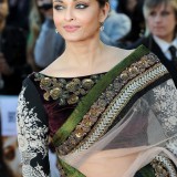 Aishwarya_Rai_Raavan-World-Film-Premiere_Vettri.Net-03