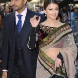 Aishwarya_Rai_Raavan-World-Film-Premiere_Vettri.Net-21