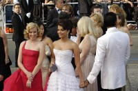 Elizabeth-Banks---Cannes-2009-Up-Premiere---61.md.jpg