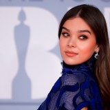 Hailee-Steinfeld---BRIT-Awards-2020-20