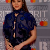 Hailee-Steinfeld---BRIT-Awards-2020-24