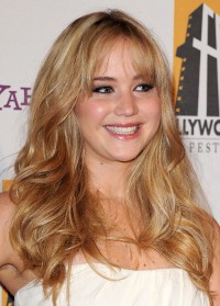 Jennifer-Lawrence---14th-Hollywood-Awards-Gala-25.md.jpg