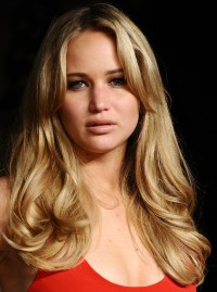 Jennifer-Lawrence---2011-Vanity-Fair-Oscar-Party-14.md.jpg