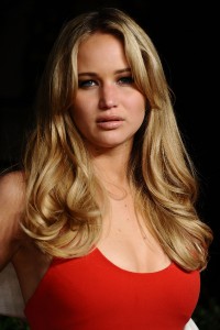 Jennifer-Lawrence---2011-Vanity-Fair-Oscar-Party-15.md.jpg