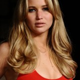 Jennifer-Lawrence---2011-Vanity-Fair-Oscar-Party-15