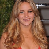 Jennifer-Lawrence---2011-Vanity-Fair-Oscar-Party-18
