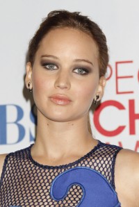 Jennifer-Lawrence---2012-Peoples-Choice-Awards-Press-Room-09.md.jpg