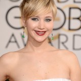 Jennifer-Lawrence---71st-Golden-Globe-Arrivals-02