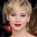 Jennifer-Lawrence---71st-Golden-Globe-Arrivals-30