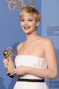 Jennifer-Lawrence---71st-Golden-Globe-Press-Room-15.md.jpg