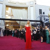 Jennifer-Lawrence---83rd-Annual-Academy-Awards-25
