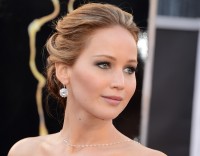 Jennifer-Lawrence---85th-Academy-Award-Arrivals-03.md.jpg