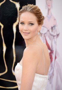 Jennifer-Lawrence---85th-Academy-Award-Arrivals-16.md.jpg