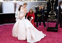 Jennifer-Lawrence---85th-Academy-Award-Arrivals-21.md.jpg