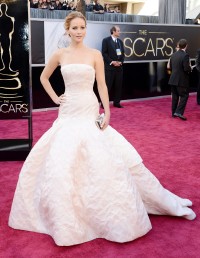 Jennifer-Lawrence---85th-Academy-Award-Arrivals-23.md.jpg