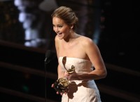 Jennifer-Lawrence---85th-Academy-Award-Show-39.md.jpg