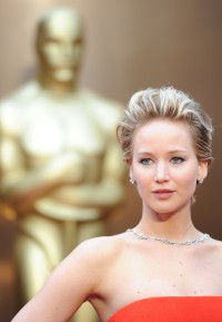 Jennifer-Lawrence---86th-Annual-Academy-Awards-07.md.jpg