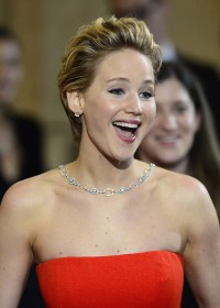 Jennifer-Lawrence---86th-Annual-Academy-Awards-22.md.jpg