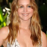 Jennifer-Lawrence---Hollywood-FPA-2012-Luncheon-030