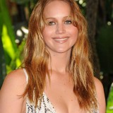 Jennifer-Lawrence---Hollywood-FPA-2012-Luncheon-031