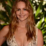 Jennifer-Lawrence---Hollywood-FPA-2012-Luncheon-032