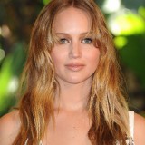 Jennifer-Lawrence---Hollywood-FPA-2012-Luncheon-037