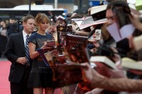 Jennifer-Lawrence---Hunger-Games-Fans-Event-in-Madrid-15.md.jpg