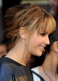 Jennifer-Lawrence---Hunger-Games-Fans-Event-in-Madrid-19.md.jpg