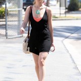 Jennifer-Lawrence---Sightings-on-August-10-2012---09