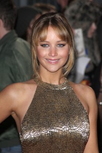 Jennifer-Lawrence---The-Hunger-Games-European-Premiere-14.md.jpg