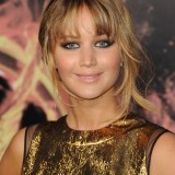 Jennifer-Lawrence---The-Hunger-Games-LA-Premiere-18