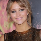 Jennifer-Lawrence---The-Hunger-Games-LA-Premiere-38