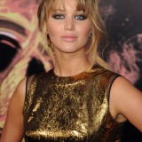 Jennifer-Lawrence---The-Hunger-Games-LA-Premiere-49