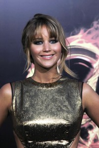 Jennifer-Lawrence---The-Hunger-Games-LA-Premiere-60.md.jpg
