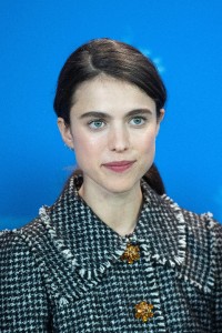 Margaret-Qualley---Berlinale-2020---My-Salinger-Year-Photocall-02.md.jpg