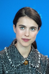 Margaret-Qualley---Berlinale-2020---My-Salinger-Year-Photocall-03.md.jpg