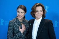 Margaret-Qualley---Berlinale-2020---My-Salinger-Year-Photocall-11.md.jpg