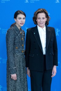 Margaret-Qualley---Berlinale-2020---My-Salinger-Year-Photocall-15.md.jpg