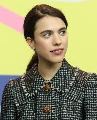 Margaret-Qualley---Berlinale-2020---My-Salinger-Year-Photocall-30.md.jpg