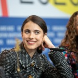 Margaret-Qualley---Berlinale-2020---My-Salinger-Year-Photocall-37