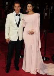 Matthew-McConaughey---86th-Annual-Academy-Awards-05.md.jpg